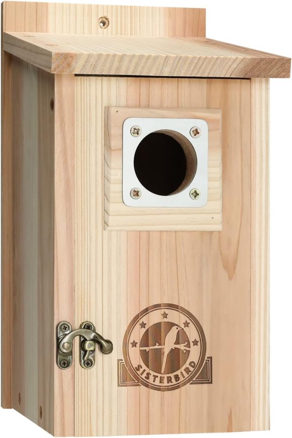 Outdoor Cedar Birdhouse with Metal Guard